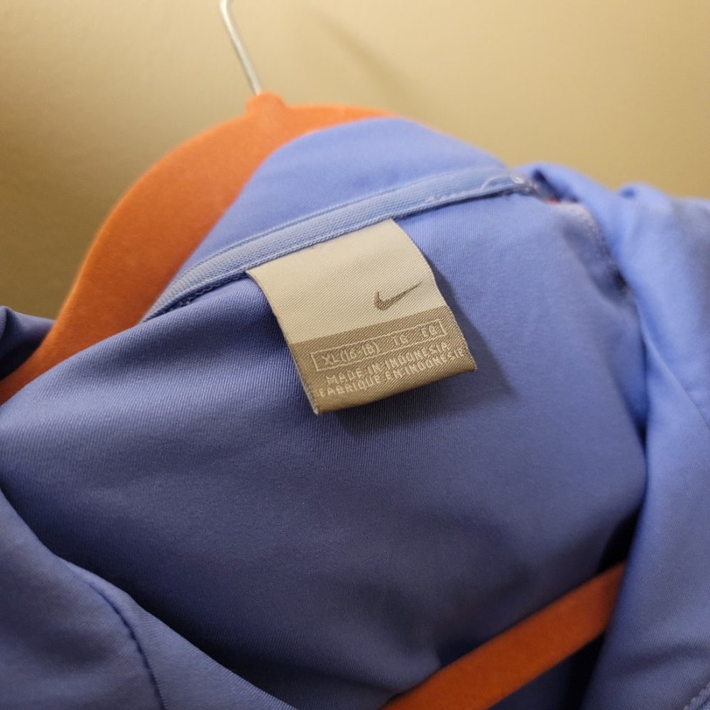 Nike jacket - Picture 3 of 3